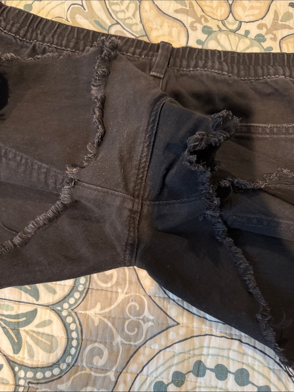 Aerie Black Distressed Women's Denim Shorts - Picture 7 of 7
